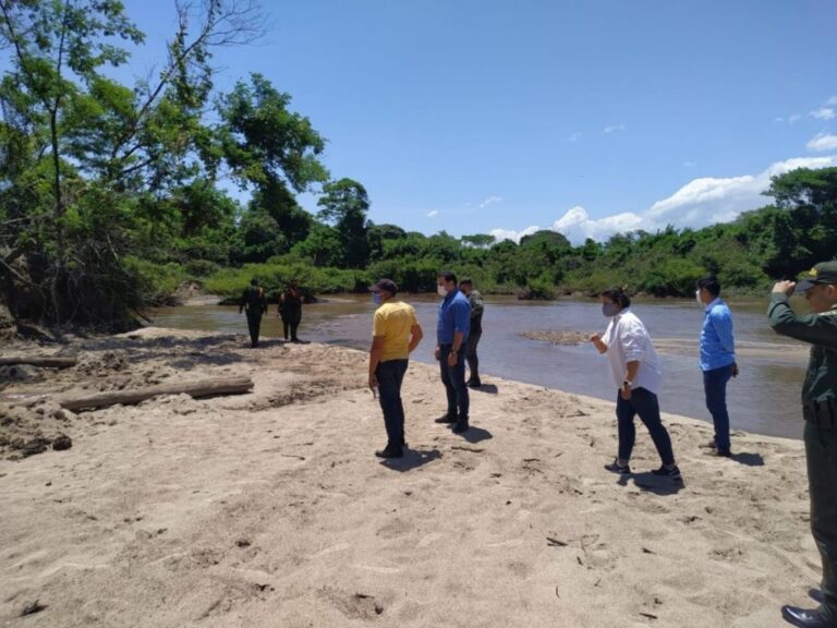 Suspenden transitoriamente, extracción de material en Guacochito