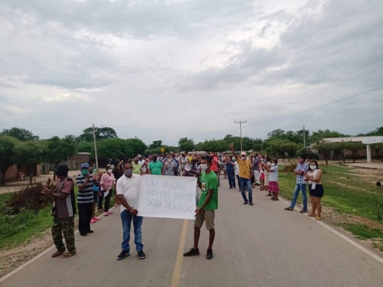 Defensa del río Cesar enfrenta a comunidad con agremiación de paleros