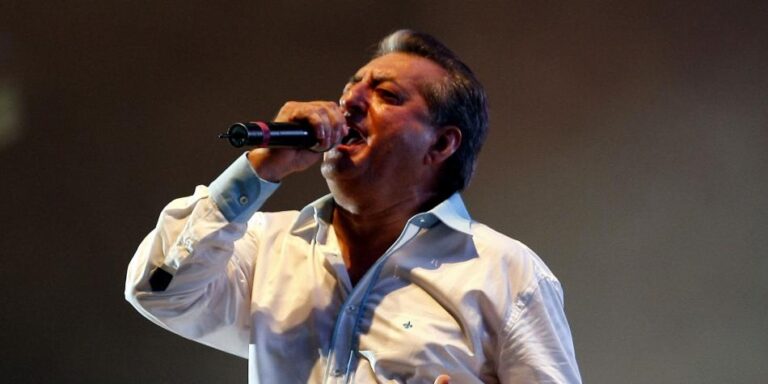 Jorge Oñate, cantante vallenato, durante una de sus presentaciones. Foto: Oscar Berrocal