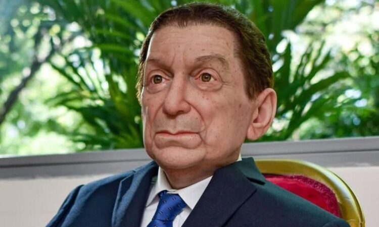 Escultura de cera de Escalona conmovió a familia del desaparecido compositor